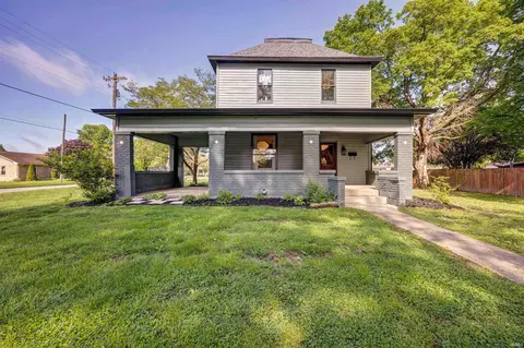 489 S Lincoln St, Orleans, IN 47452