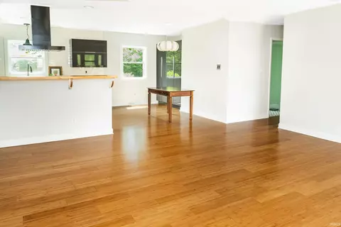 Living - 1416 E Clairmont Pl, Bloomington, IN 47401 photo 4 of 7