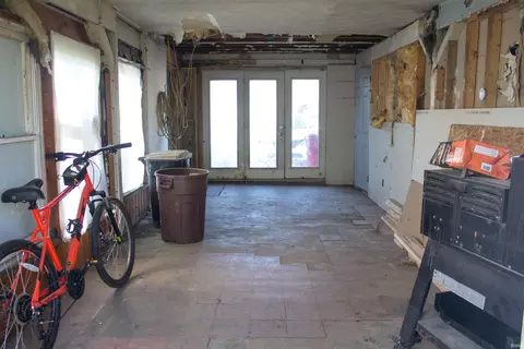809 E Walnut St, Akron, IN 46910 photo 13