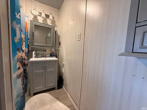 1124 S Hamilton St, Delphi, IN 46923 photo 10