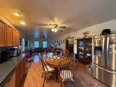 1124 S Hamilton St, Delphi, IN 46923 photo 4