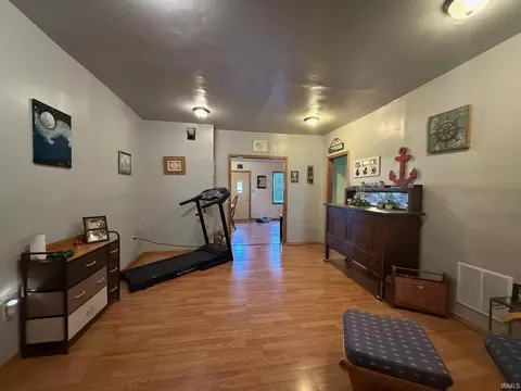 1124 S Hamilton St, Delphi, IN 46923 photo 7