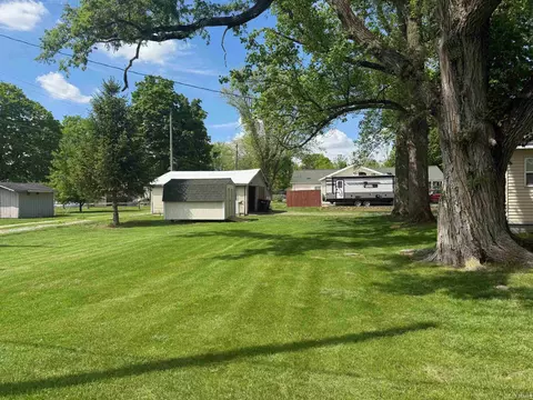 1124 S Hamilton St, Delphi, IN 46923 photo 18