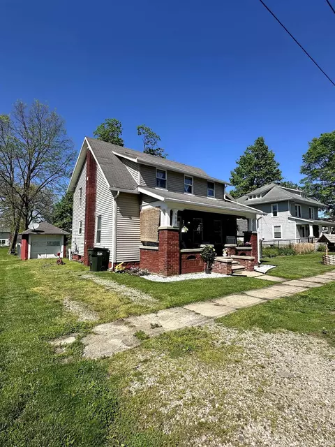 403 Williams St, Howe, IN 46746 photo 2