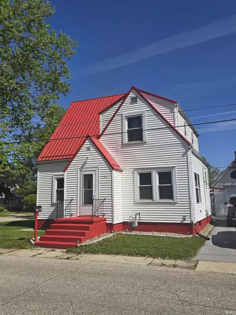 130 W 2nd St, Rochester, IN 46975