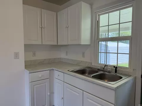 806 Smith Ave, Oolitic, IN 47451 photo 5