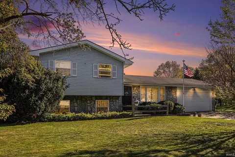 29486 Lehigh Dr, Elkhart, IN 46514