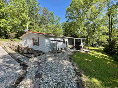 7188 W Gilliatt Grv, Eckerty, IN 47116 photo 2