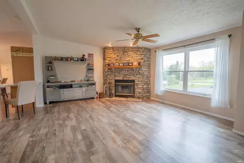 6955 E 400 North Rd, Grovertown, IN 46531 photo 18