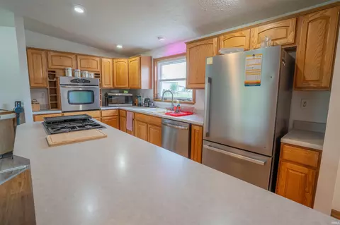 6955 E 400 North Rd, Grovertown, IN 46531 photo 10