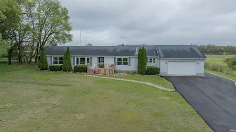 6955 E 400 North Rd, Grovertown, IN 46531 photo 3