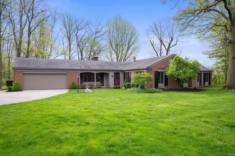 953 S Main St, Winchester, IN 47394