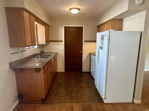 100 N Walnut St, Delphi, IN 46923 photo 14