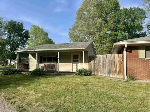100 N Walnut St, Delphi, IN 46923 photo 5