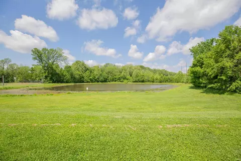 4800 Middle Mount Vernon Rd, Evansville, IN 47712