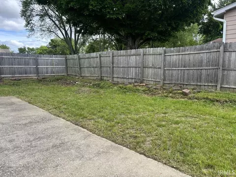 507 E Viola Ave, Washington, IN 47501 photo 27