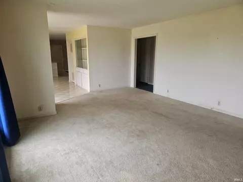 507 E Viola Ave, Washington, IN 47501 photo 9