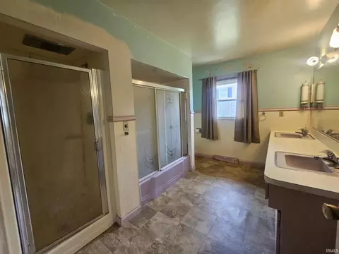 507 E Viola Ave, Washington, IN 47501 photo 15