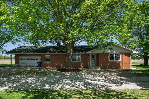 2133 Linden Rd, Plymouth, IN 46563