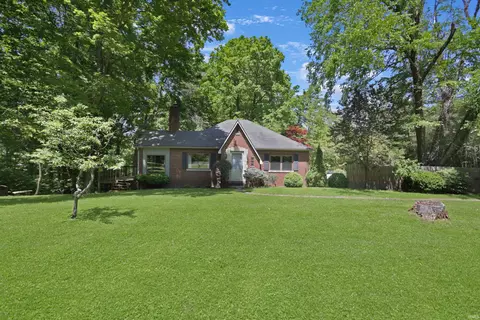 2825 Selzer Rd, Evansville, IN 47712