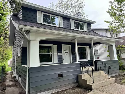 220 E Bowman St, South Bend, IN 46613 photo 3