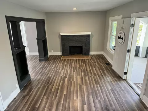 220 E Bowman St, South Bend, IN 46613 photo 5