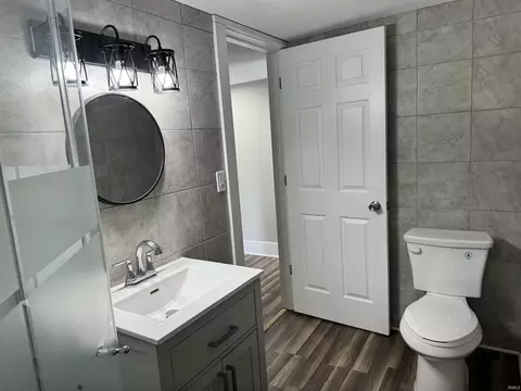 220 E Bowman St, South Bend, IN 46613 photo 11