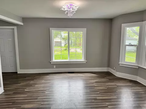 220 E Bowman St, South Bend, IN 46613 photo 8