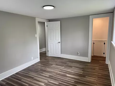220 E Bowman St, South Bend, IN 46613 photo 16