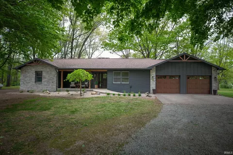 16884 River Ridge Rd, Tippecanoe, IN 46570