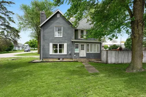 100 N Tamarack St, Laotto, IN 46763