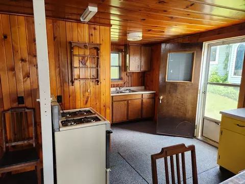 9626 N Circle Dr E, Syracuse, IN 46567 photo 11