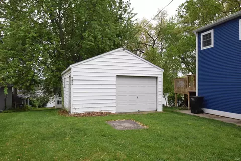 9626 N Circle Dr E, Syracuse, IN 46567 photo 2