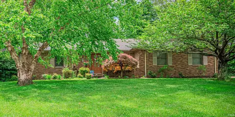 11101 High Point Dr, Evansville, IN 47712