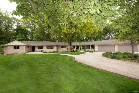 321 Overlook Dr, West Lafayette, IN 47906
