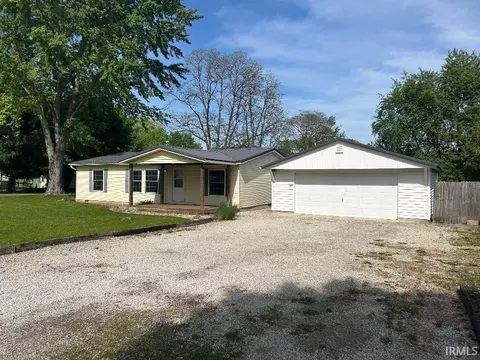 384 Pinewood Dr, Perrysville, IN 47974