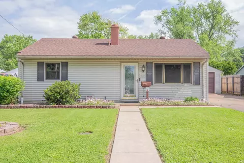 621 Sheffield Dr, Evansville, IN 47710