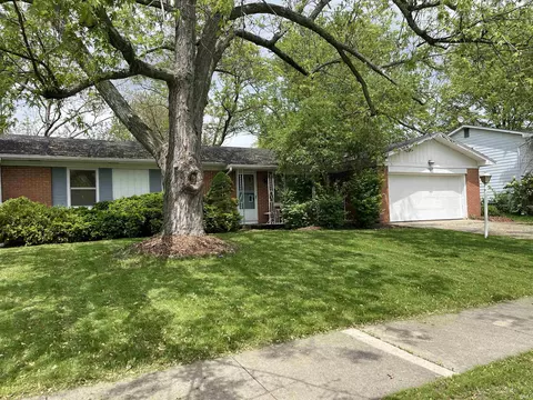 6513 Mapledowns Dr, Fort Wayne, IN 46835 photo 1