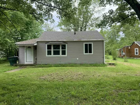 413 W Harvard Ave, Muncie, IN 47303