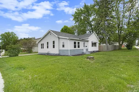 322 N Maple Ave, Warsaw, IN 46580