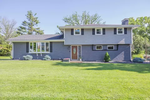 31 W Sunrise Dr, Evansville, IN 47710