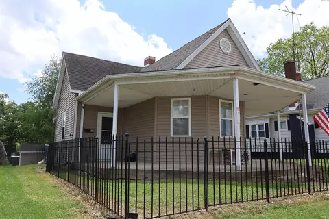 414 W Columbia St, Oakland City, IN 47660