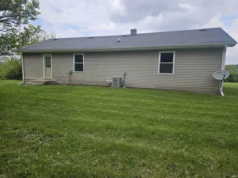 Exterior - 10440 E Baseline Rd, Avilla, IN 46710 photo 3 of 4