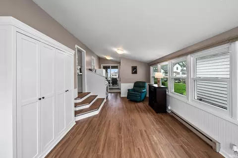8227 E Cassandra Dr, Syracuse, IN 46567 photo 9