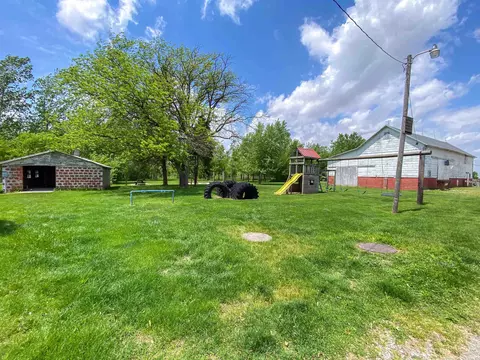 2720 S Sr 75, Bringhurst, IN 46913 photo 5