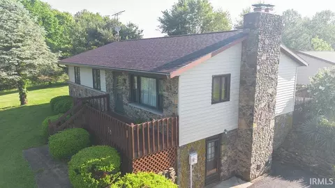 8999 S Snow Rd, Bloomington, IN 47403