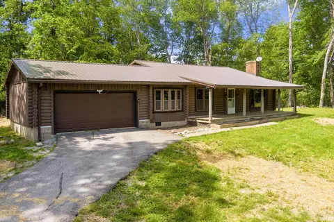 2662 E Banet Rd, Salem, IN 47167