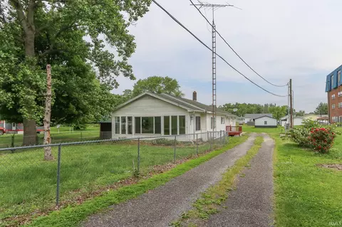 511 Pearl St, Rockport, IN 47635