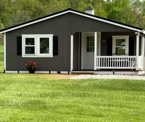 7940 N Silver Rd, Fremont, IN 46737