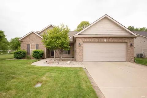 2512 Yeoman Ln, West Lafayette, IN 47906
